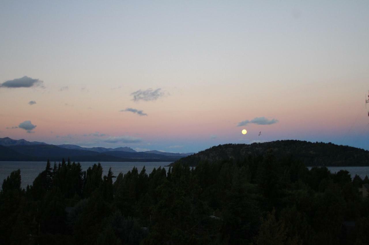 Bed and Breakfast Pajaro Azul San Carlos de Bariloche Exterior foto